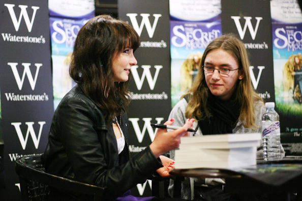 2009: 'The Secret of Moonacre' Book Signing in Brighton
