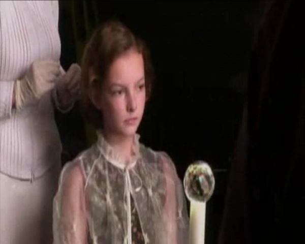 The Golden Compass: Featurette 'Looking for Lyra'
