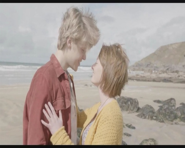 The Fold: Kissing Song (Secret Beach Version) Music Video
